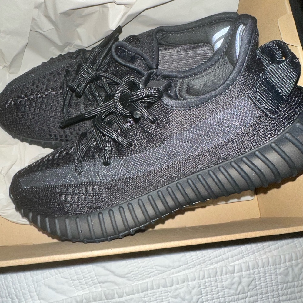 Yeezy Boost 350 (6) black